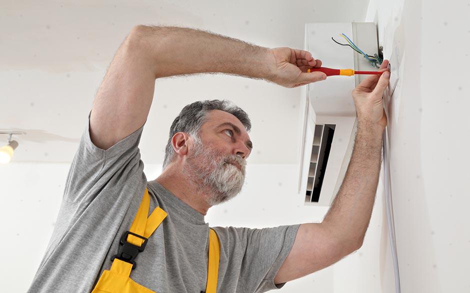 électricien dans le bâtiment Paris 3